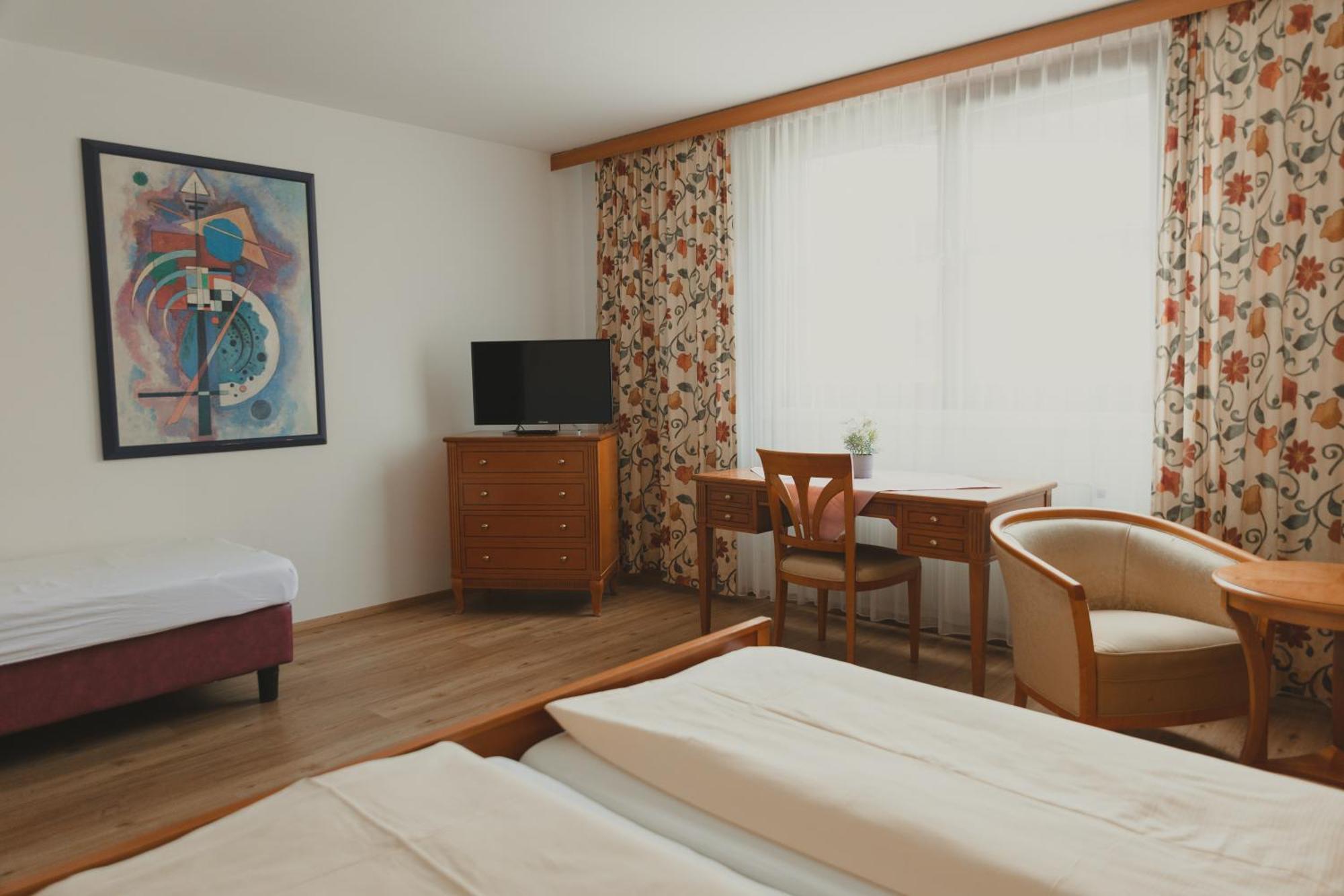 Sommerhotel Karwendel Innsbruck Ngoại thất bức ảnh