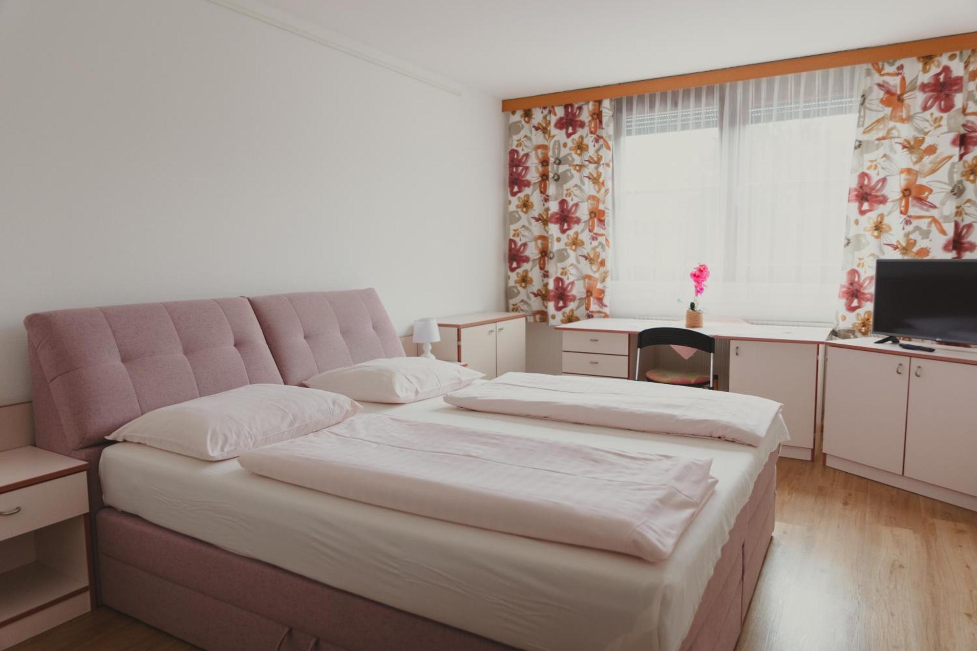 Sommerhotel Karwendel Innsbruck Ngoại thất bức ảnh